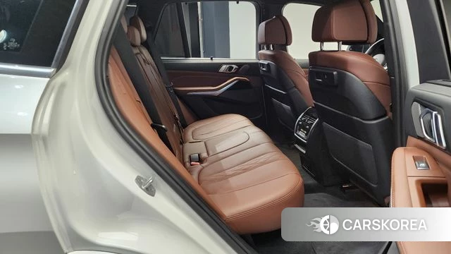 BMW X5 (G05) 2023 Белый из Кореи, фото 2