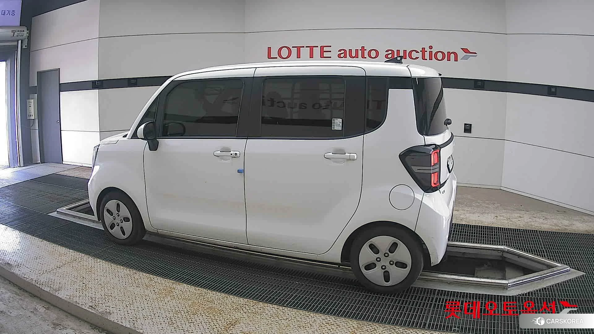 Kia Ray 2023 Pure White из Кореи, фото 2