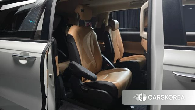 Kia Carnival 4th generation 2022 Белый из Кореи, фото 2