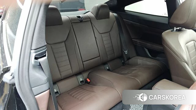 BMW 4 Series (G22) 2023 Черный из Кореи, фото 2