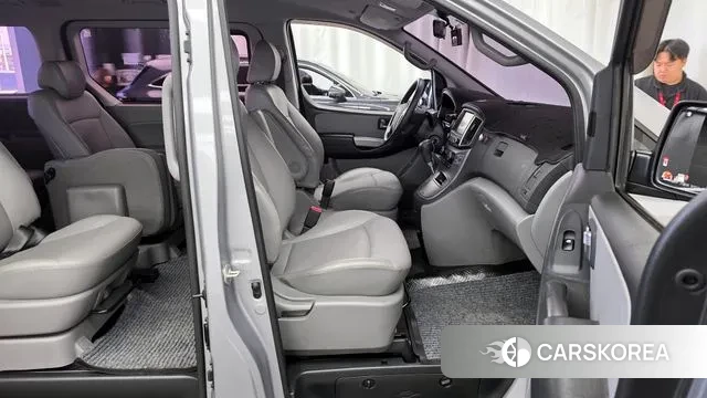 Hyundai The New Grand Starex 2019 Серебряный из Кореи, фото 2