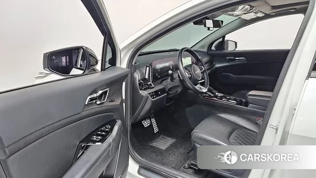 Kia Sportage 5th Generation Hybrid 2023 Белый из Кореи, фото 2