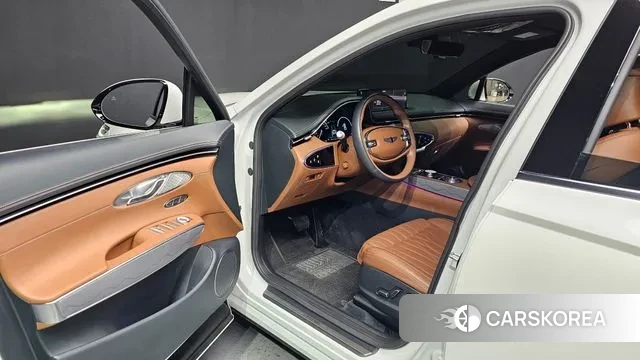 Genesis GV70 2022 Белый из Кореи, фото 2