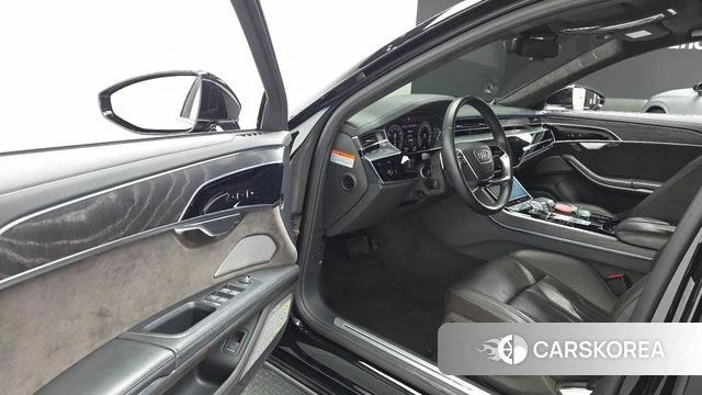 Audi A8 (D5) 2020 Черный из Кореи, фото 2