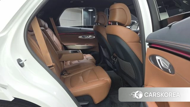 Genesis GV70 2025 Белый из Кореи, фото 2