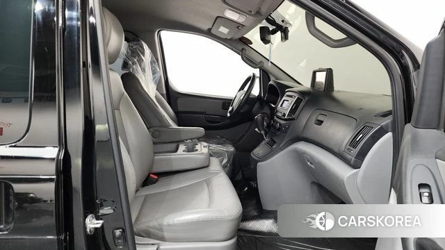 Hyundai The New Grand Starex 2019 Черный из Кореи, фото 2