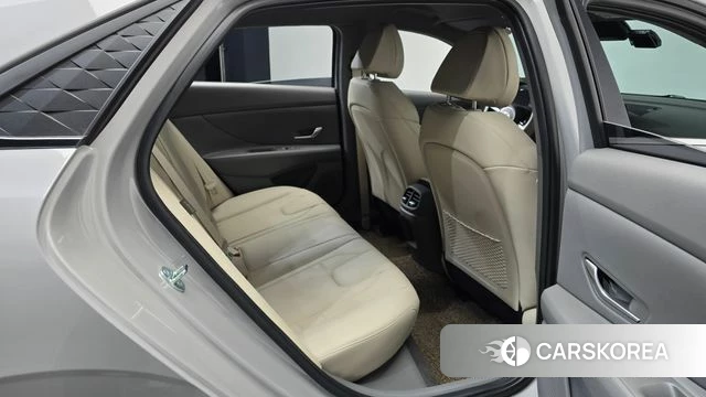 Hyundai The New Avante (CN7) 2025 Серебристо-серый из Кореи, фото 2