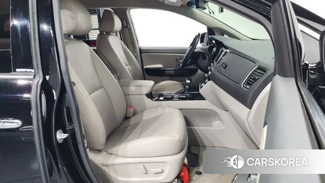 Kia The New Carnival 2019 Черный из Кореи, фото 2