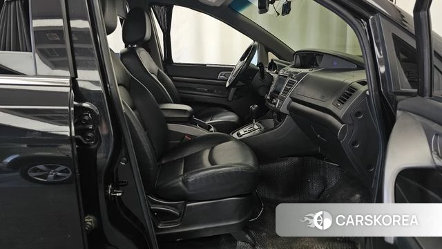 Ssangyong Korando Turismo 2018 Черный из Кореи, фото 2