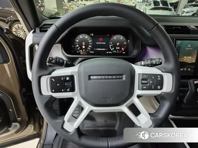 Land Rover Defender (L663) 2025 Коричневый из Кореи, фото 2