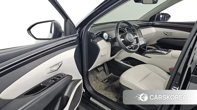 Hyundai Tucson (NX4) 2021 Черный из Кореи, фото 2