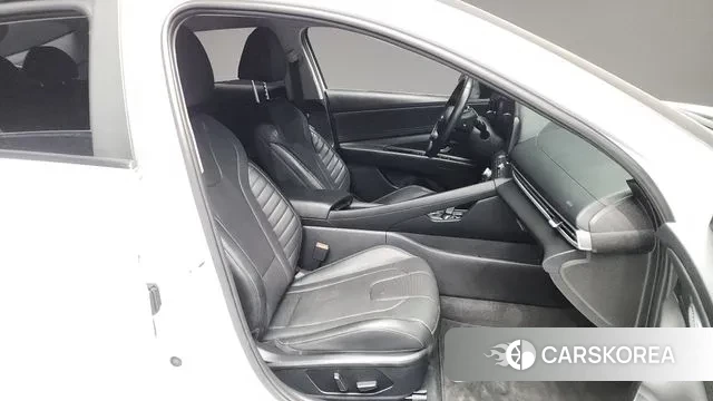 Hyundai Avante (CN7) 2022 Белый из Кореи, фото 2