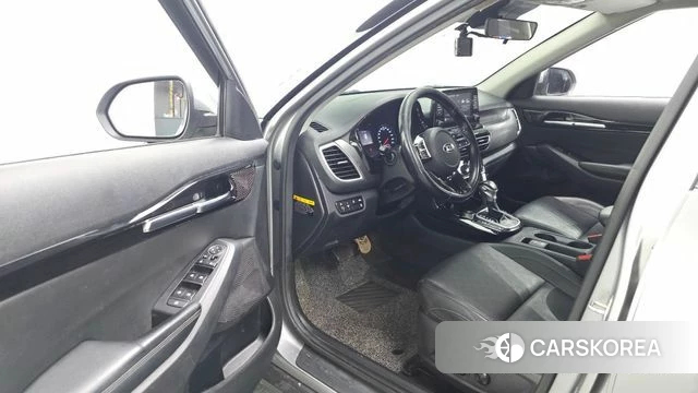 Kia Seltos 2019 Серебряный из Кореи, фото 2