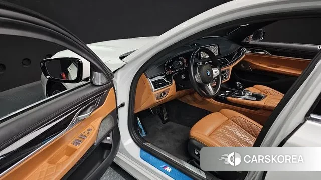 BMW 7 Series (G11) 2022 Белый из Кореи, фото 2
