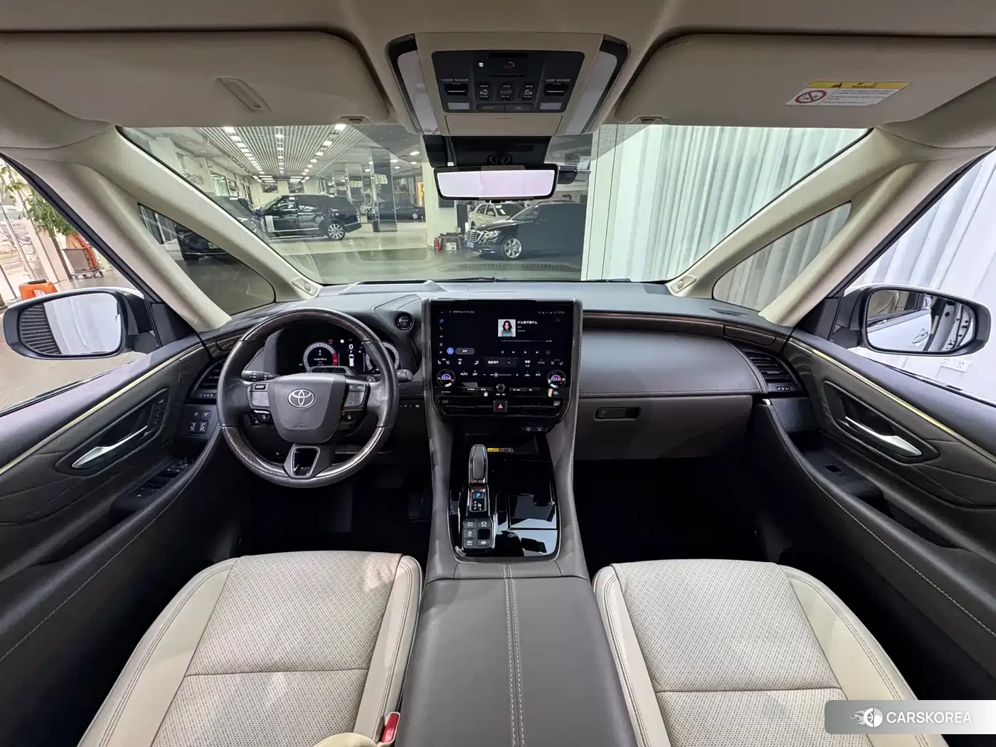Toyota Elfa 2023 Белый из Китая, фото 2