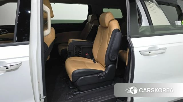 Kia Carnival 4th generation 2022 Белый из Кореи, фото 2