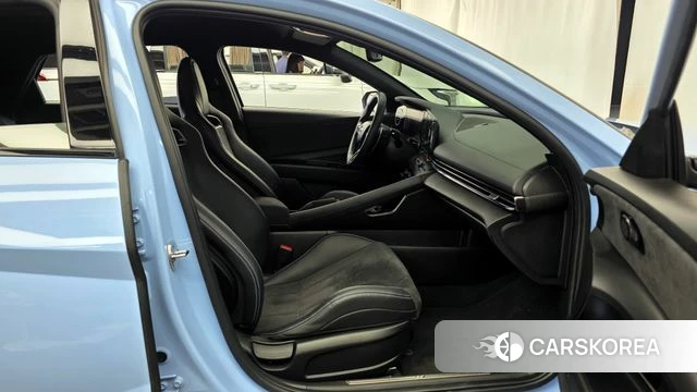 Hyundai Avante (CN7) 2022 Небесно-голубой из Кореи, фото 2
