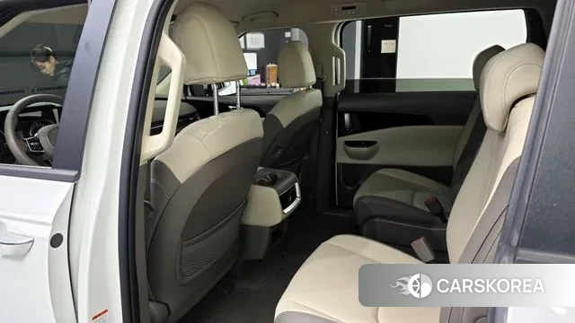 Kia Carnival 4th generation 2023 Белый из Кореи, фото 2