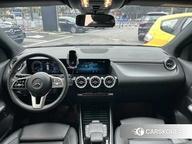 Mercedes-Benz GLA 2022 Черный из Китая, фото 2