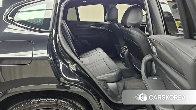 BMW X4 (G02) 2025 Черный из Кореи, фото 2