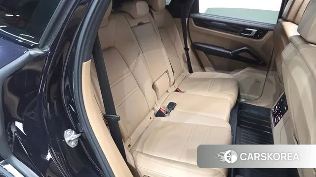 Porsche Cayenne (PO536) 2019 Черный из Кореи, фото 2