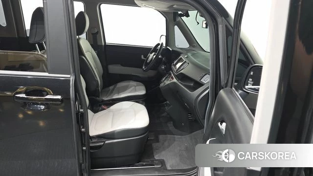 Kia The New Kia Ray 2023 Черный из Кореи, фото 2