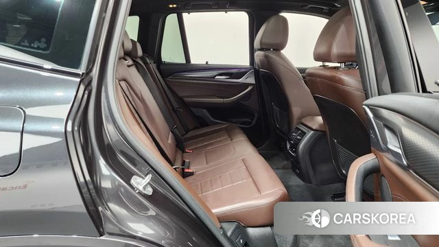 BMW X3 (G01) 2023 Серый из Кореи, фото 2