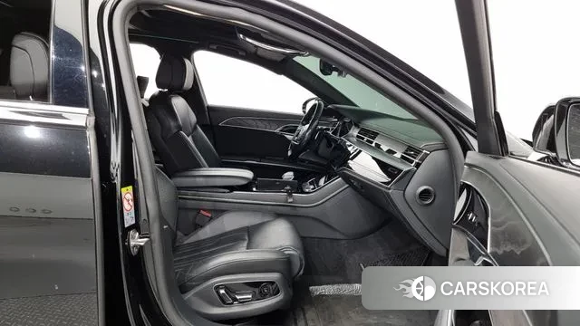Audi A8 (D5) 2021 Черный из Кореи, фото 2