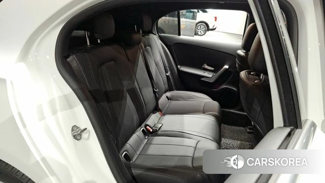 Mercedes-Benz A-Class W177 2021 Белый из Кореи, фото 2