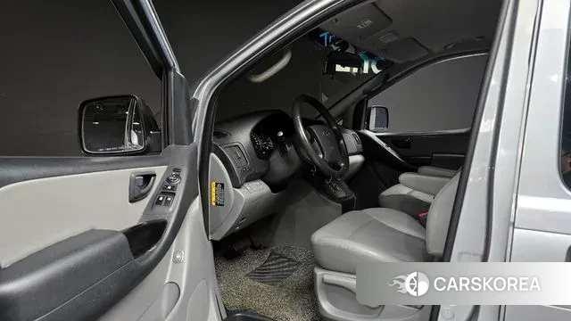 Hyundai The New Grand Starex 2018 Серебряный из Кореи, фото 2