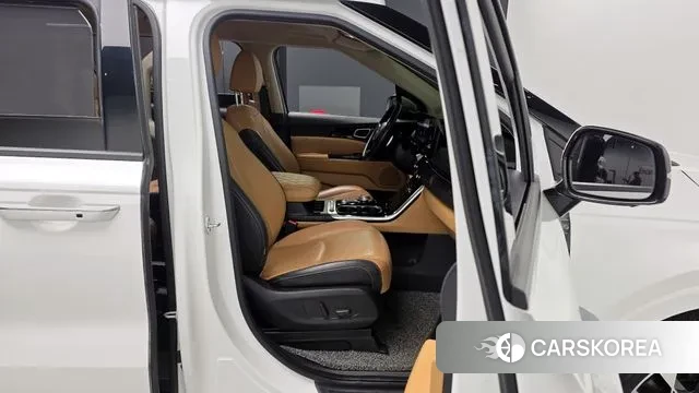 Kia Carnival 4th generation 2022 Белый из Кореи, фото 2