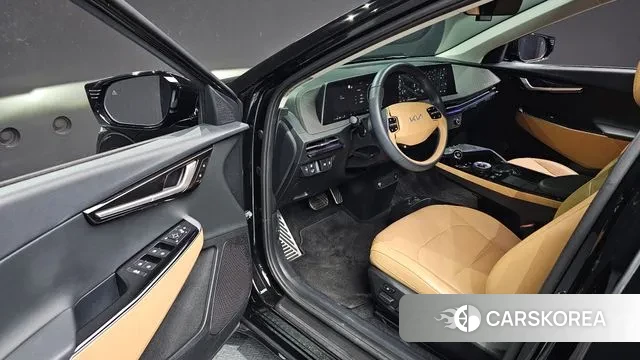 Kia EV6 2022 Черный из Кореи, фото 2