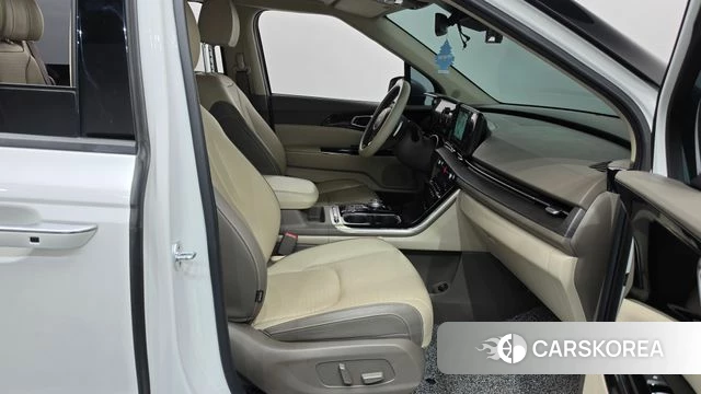Kia Carnival 4th generation 2022 Белый из Кореи, фото 2