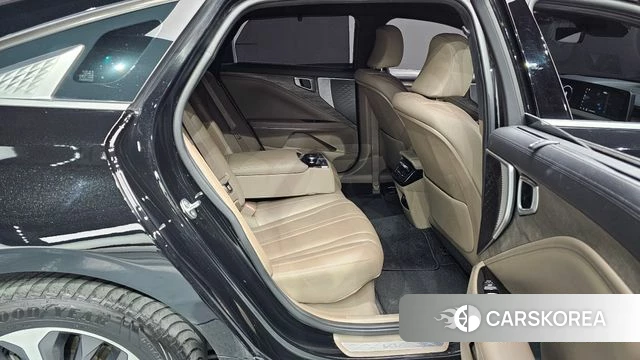 Kia K8 Hybrid 2023 Черный из Кореи, фото 2