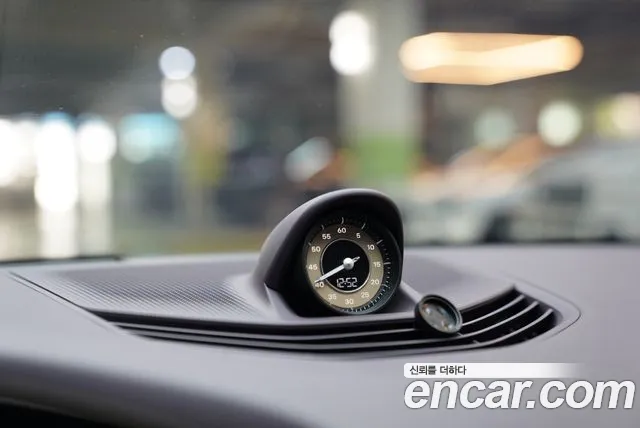 Porsche Taycan id 2714612 из Кореи 2