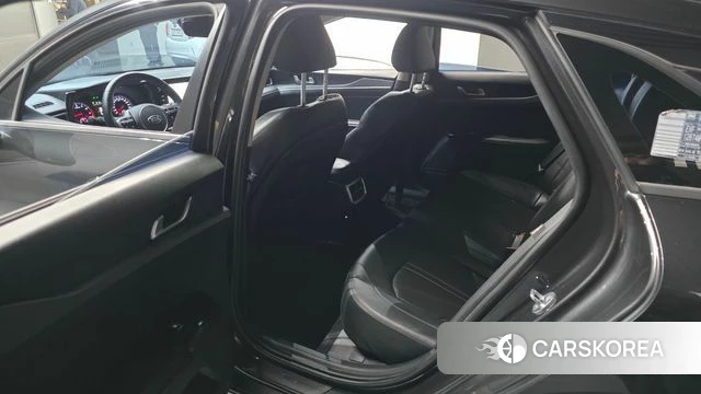 Kia K5 3rd generation 2021 Серый из Кореи, фото 2