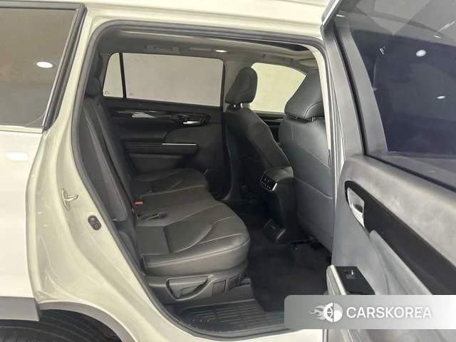 Toyota Highlander 2024 Белый из Китая, фото 2