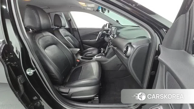 Hyundai Kona 2018 Черный из Кореи, фото 2