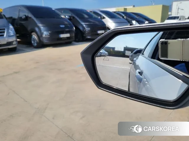 Hyundai The New Avante (CN7) 2023 Белый из Кореи, фото 2