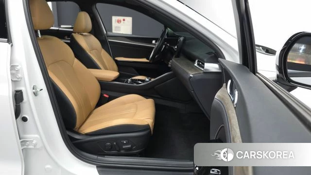 Kia K5 3rd generation 2023 Белый из Кореи, фото 2