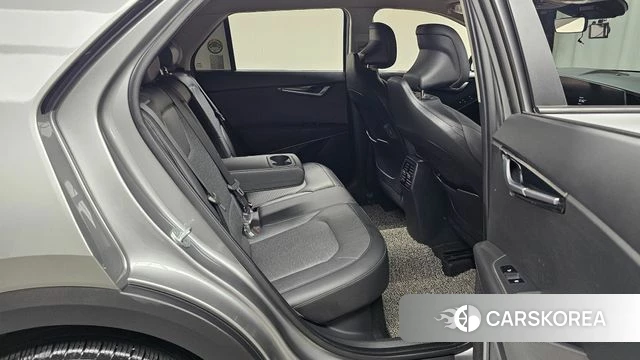 Kia Di Ol Nu Niro 2022 Серебристо-серый из Кореи, фото 2