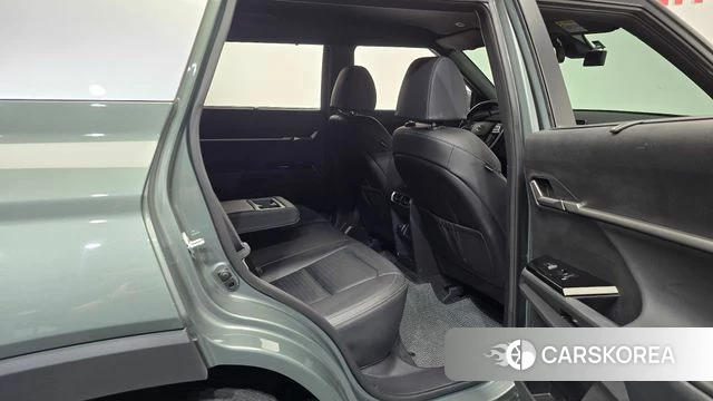 Ssangyong Torres 2023 Зеленый из Кореи, фото 2