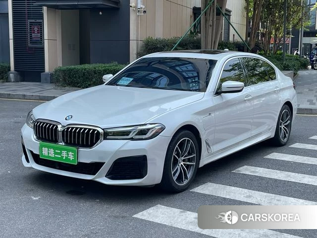 BMW 5 series PHEV 2021 Белый из Китая, фото 2