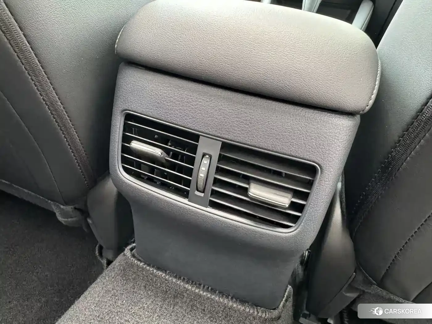 Mazda 3 2022 Silver/gray из Китая, фото 2