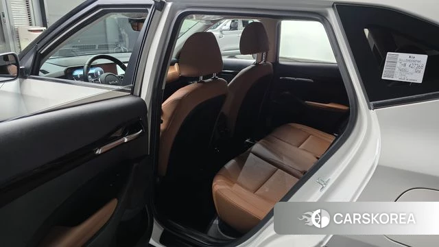 Kia The New Seltos 2022 Белый из Кореи, фото 2