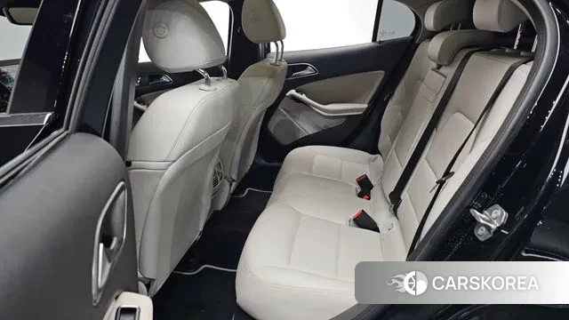 Mercedes-Benz GLA-Class X156 2018 Черный из Кореи, фото 2