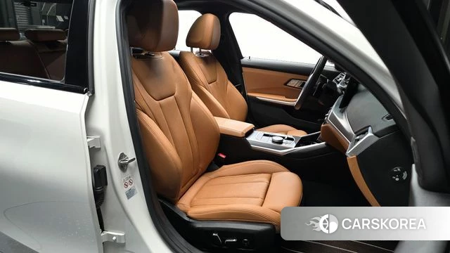 BMW 3 Series (G20) id 3902684 из Кореи 2