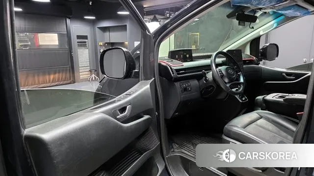 Hyundai Staria 2023 Синий из Кореи, фото 2