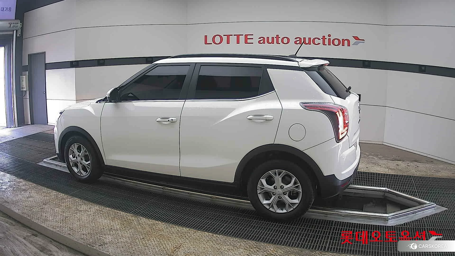 SsangYong Tivoli 2021 Grand White из Кореи, фото 2