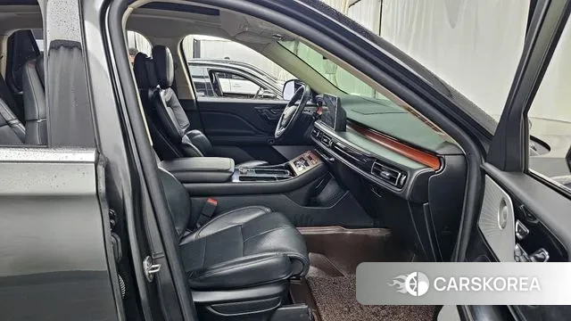 Lincoln Aviator 2nd generation 2020 Серый из Кореи, фото 2